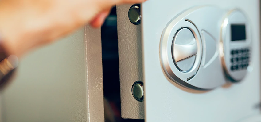 Fingerprint Safe Openers in Livermore, CA